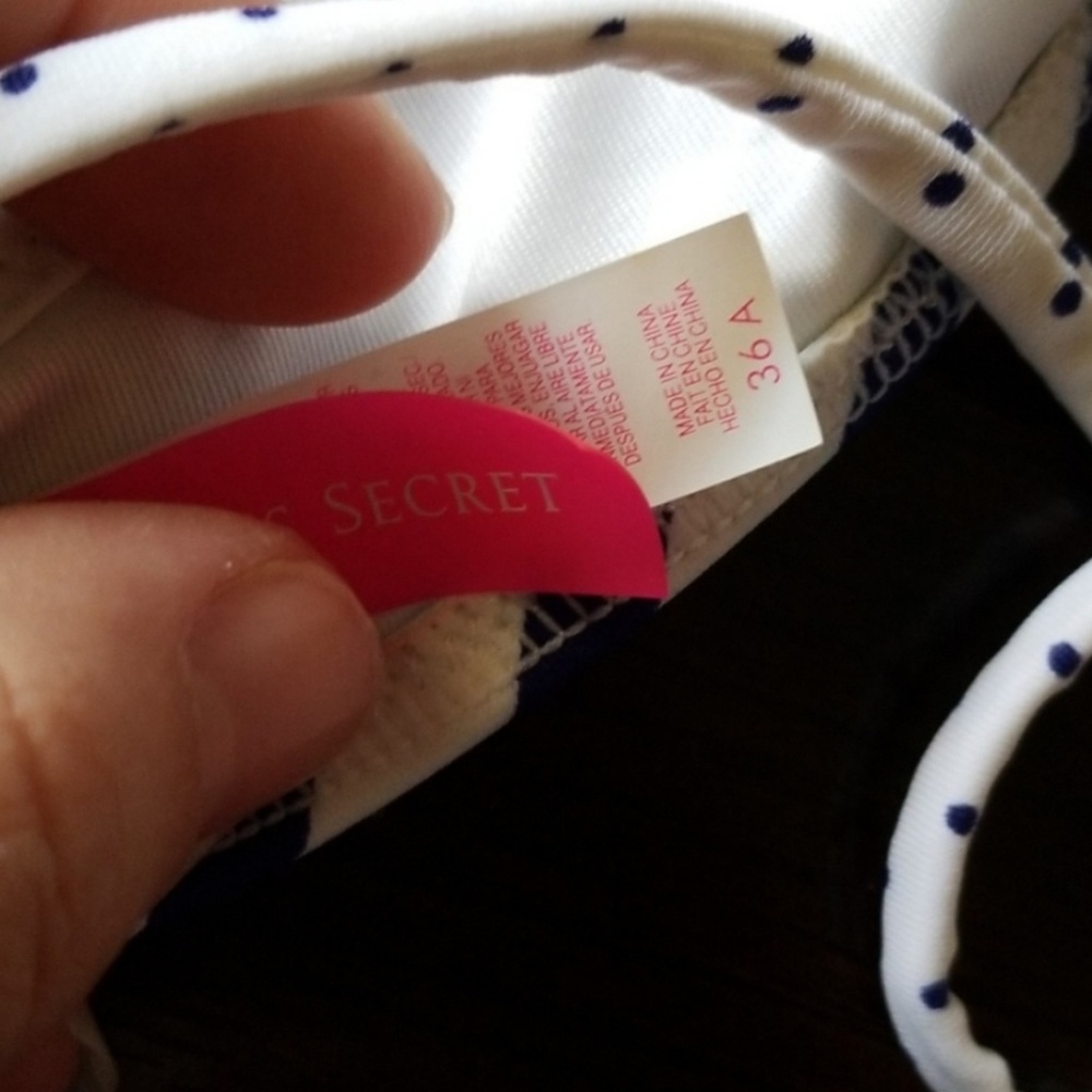 Bathing suit top - Picture 3 of 3